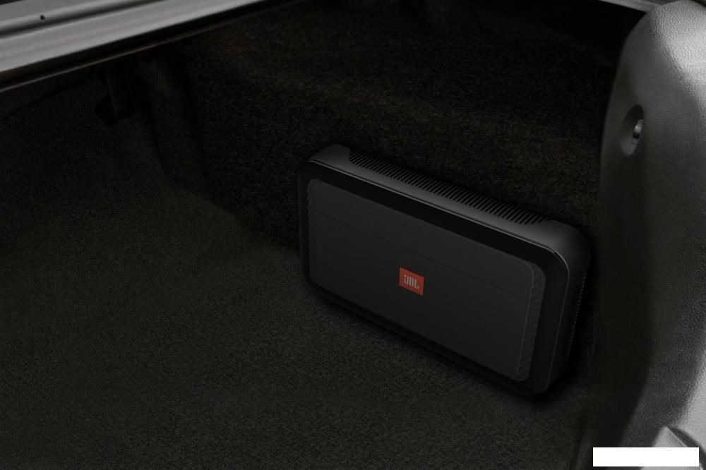Автомобильный усилитель JBL Club A754 Автомобильный усилитель JBL Club A754