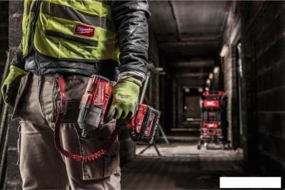 Перчатки хозяйственные Milwaukee Hi-Vis Cut level 3/C 7/S 4932479721 Перчатки хозяйственные Milwaukee Hi-Vis Cut level 3/C 7/S 4932479721